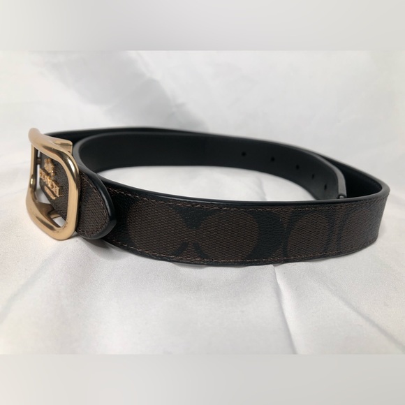 Coach New York Leather Belt— VERY NICE —33.5in Length - Picture 2 of 12